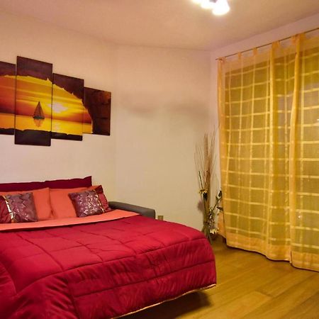 Pura Vida Apartment, Facing Lake Garda Манерба дел Гарда Екстериор снимка